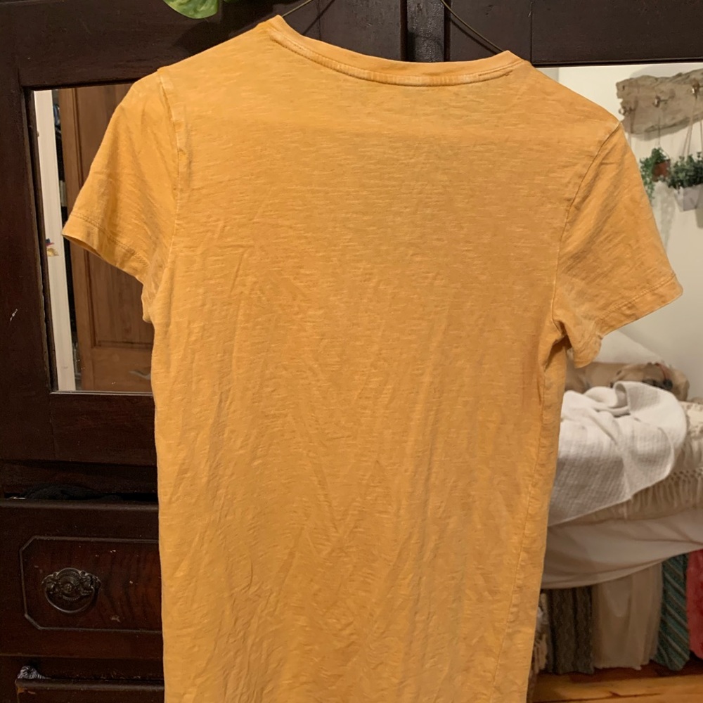 Universal Thread Yellow V Neck - Picture 3 of 3